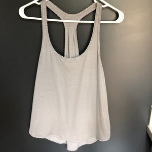 Lululemon tank